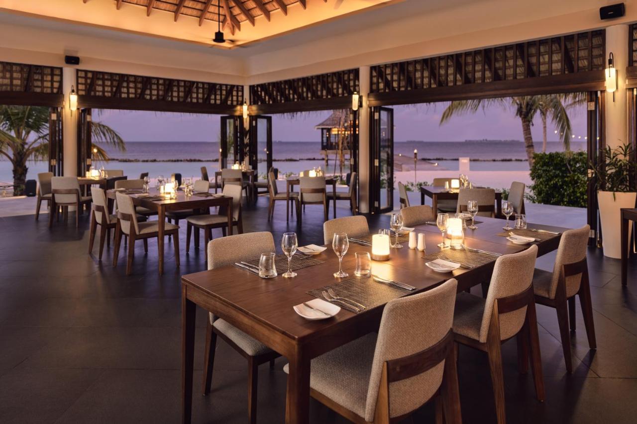 Hotel Nova Maldives Dhangethi Esterno foto