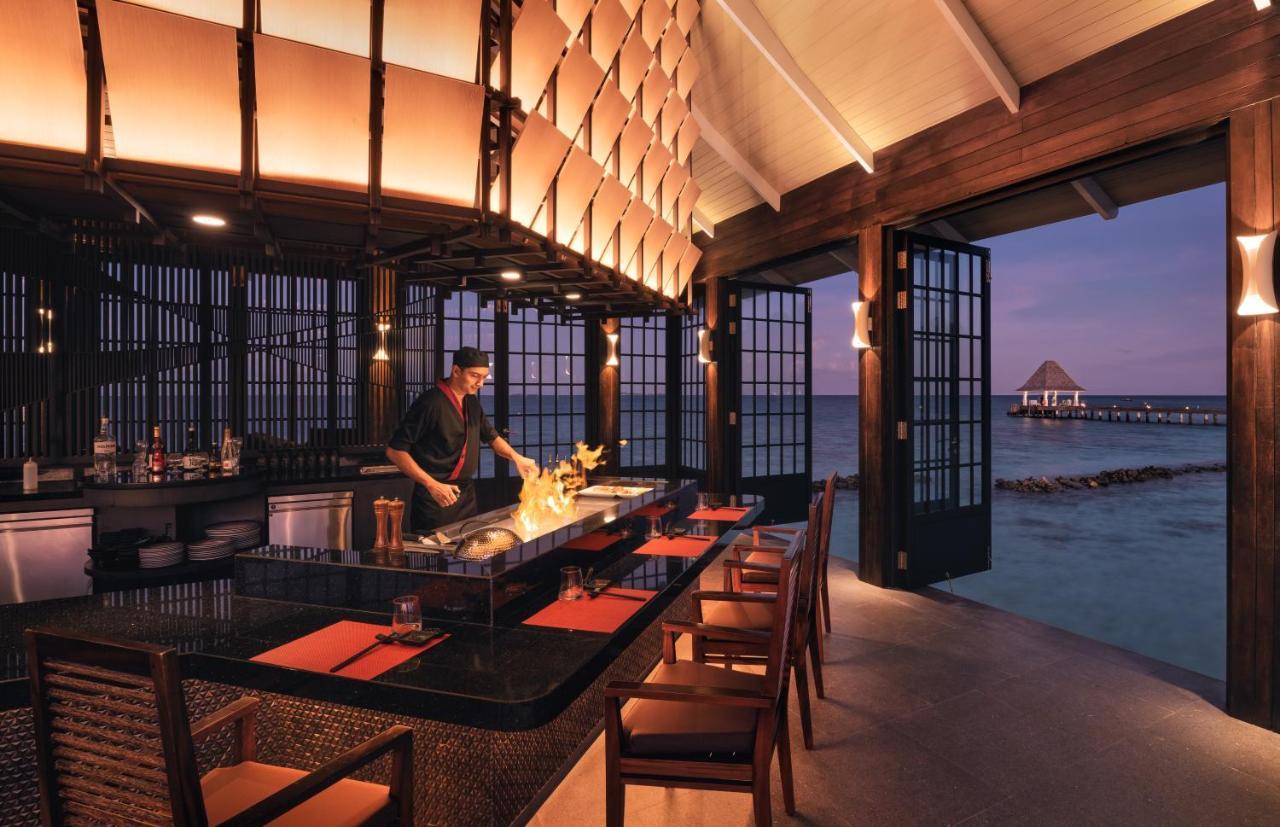 Hotel Nova Maldives Dhangethi Esterno foto