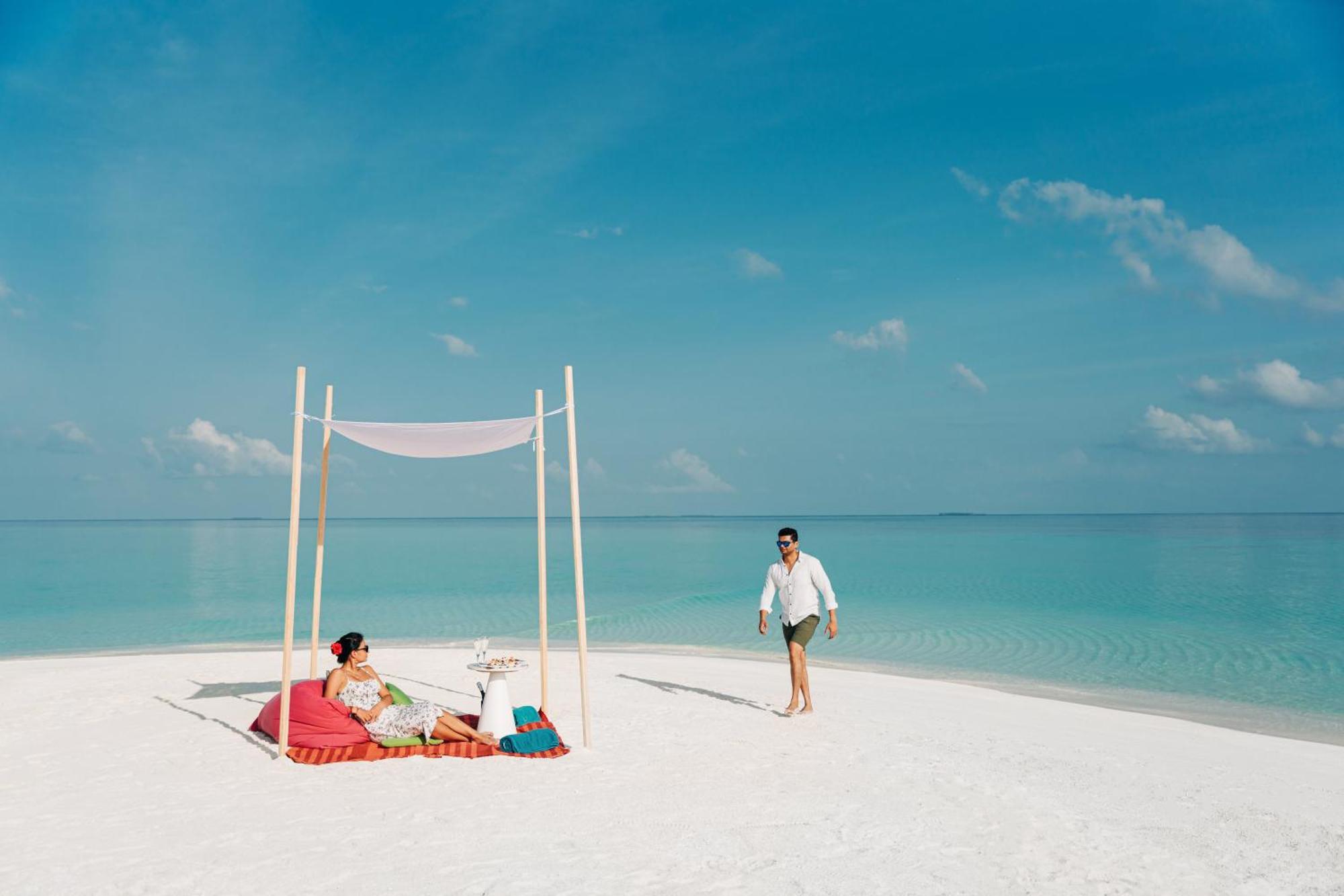 Hotel Nova Maldives Dhangethi Esterno foto