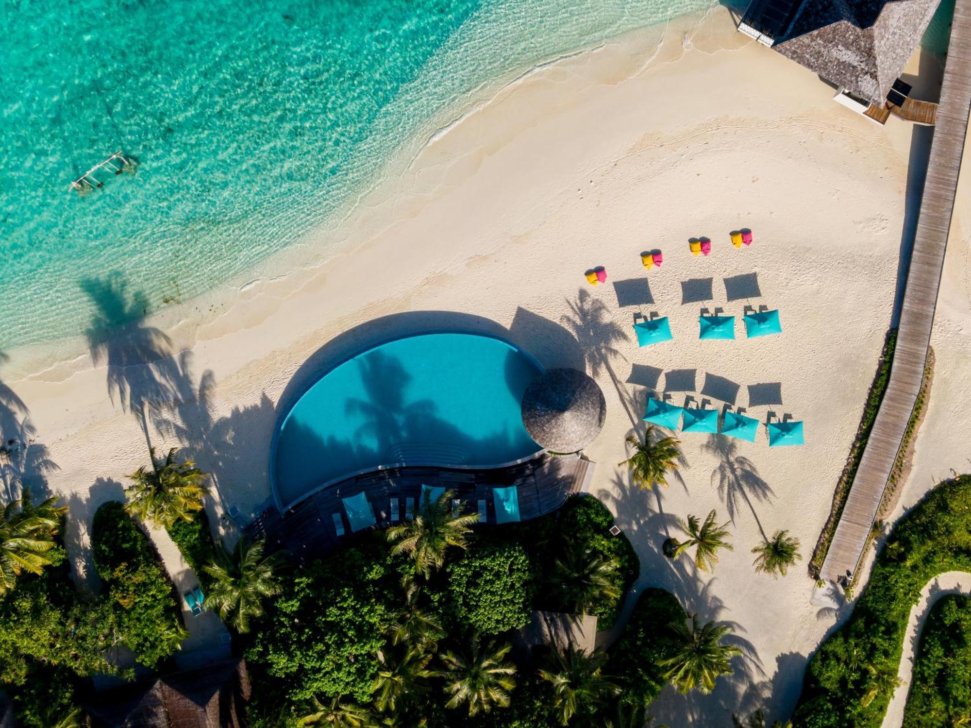Hotel Nova Maldives Dhangethi Esterno foto