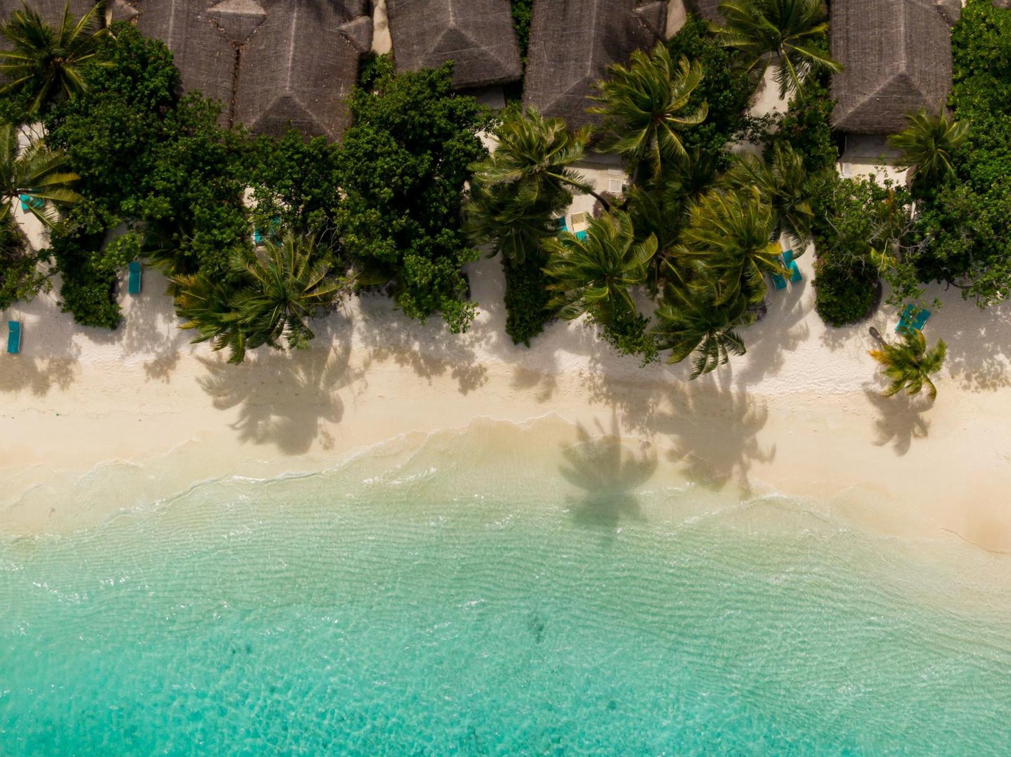 Hotel Nova Maldives Dhangethi Esterno foto