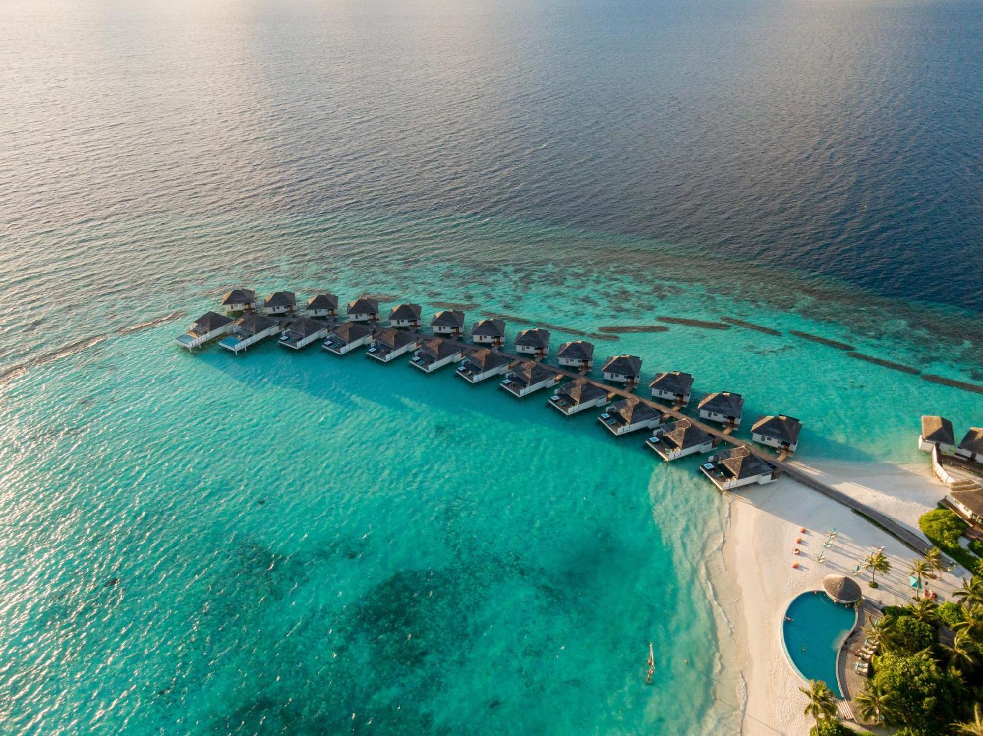 Hotel Nova Maldives Dhangethi Esterno foto